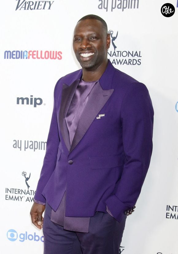 Il rappelle que les lycéens représentent "l'avenir de notre pays".

Omar Sy lors de la 52ème édition des Emmy Awards à New-York. Backgrid USA / Bestimage