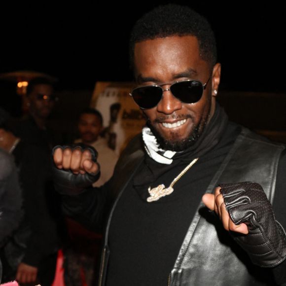 Si les jurés ont en effet rejeté, au mois de juillet dernier, les accusations les plus graves qui pesaient sur P. Diddy (trafic sexuel et association de malfaiteurs), lui permettant d'échapper à la prison à vie, son dossier était encore bien épais, ces dernières semaines.

P. Diddy - Teyana Taylor célèbre son 30e anniversaire lors d'une soirée intitulée Dirty Thirty à Miami le 9 décembre 2020. Backgrid USA / Bestimage