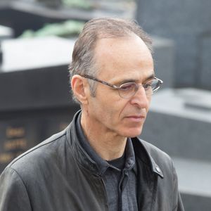 Jean-Jacques Goldman lors des funérailles de Véronique Colucci au cimetière de Montrouge, à Paris, en France, le 12 avril 2018. Photo ABACAPRESS.COM