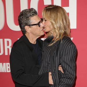 Marc Lavoine et Adriana Karembeu au photocall du "concerto pour la paix" de Omar Harfouch au Théâtre des Champs-Elysées à Paris le 18 septembre 2024.

© Coadic Guirec / Bestimage