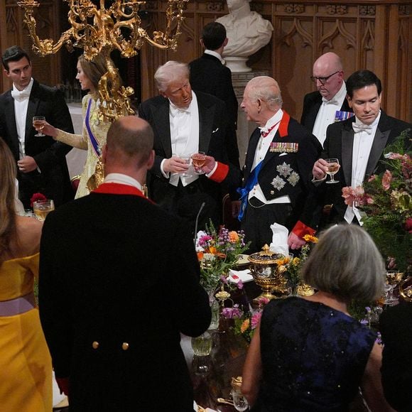 Donald J. Trump (président des Etats-Unis) et la Première dame Melania Trump, le roi Charles III d'Angleterre et Camilla Parker Bowles, reine consort d'Angleterre, le prince William, prince de Galles, et Catherine (Kate) Middleton, princesse de Galles, lors du banquet d'Etat au chateau de Windsor en l'honneur de la visite officielle de président Donald Trump et de la Première dame Melania au Royaume-Uni, 17 septembre 2025
© Yui Mok / WPA-Pool / Julien Burton via Bestimage