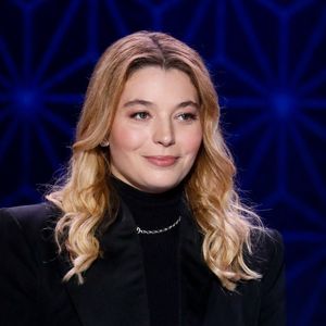 Invitée sur "MRadio" face à Christophe Beaugrand, Santa a fait des confidences sur un trouble dont elle souffre depuis de nombreuses années.


Santa - Enregistrement de l'émission "La boîte à secrets N°17", présentée par F.Bollaert et diffusée le 19 janvier 2024 sur France 3
© Christophe Clovis / Bestimage