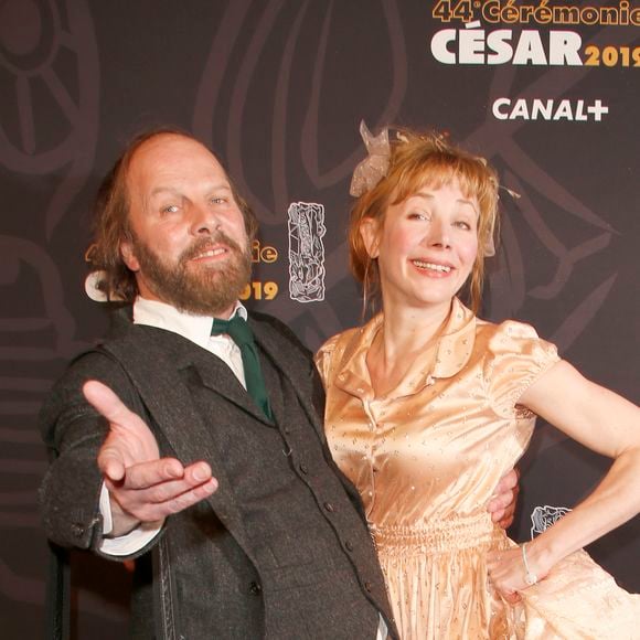 De rares confidences 

Philippe Katerine et sa compagne Julie Depardieu - Photocall de la 44ème cérémonie des César à la salle Pleyel à Paris. Le 22 février 2019 
© Christophe Aubert via Bestimage