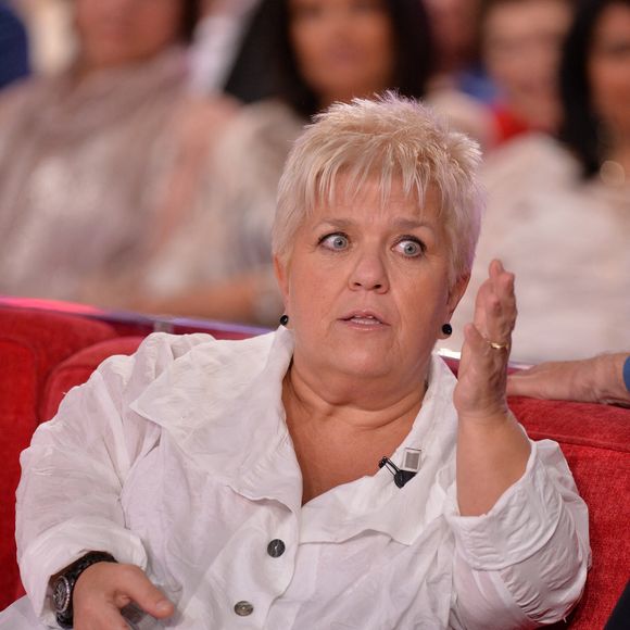 Mimie Mathy lors de l'enregistrement de l'émission "Vivement Dimanche" à Paris, en France, le 25 février 2015. Photo de Max Colin/ABACAPRESS.COM