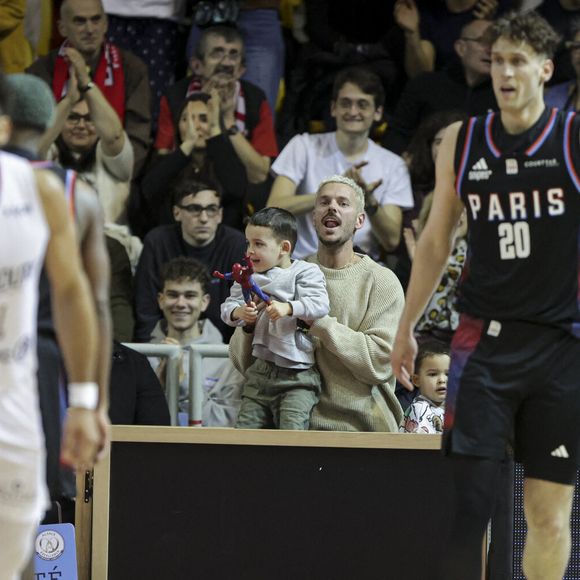 Depuis 2023, c'est chose faite avec le club de basket de Strasbourg.
Matt Pokora - Championnat de France de Basket-Ball : Le SIG (Strasbourg Illkirch-Graffenstaden) l'emporte 89 - 86 face à Paris au stade Rhénus Sport à Strasbourg le 27 janvier 2024. © Elyxandro Cegarra / Panoramic / Bestimage