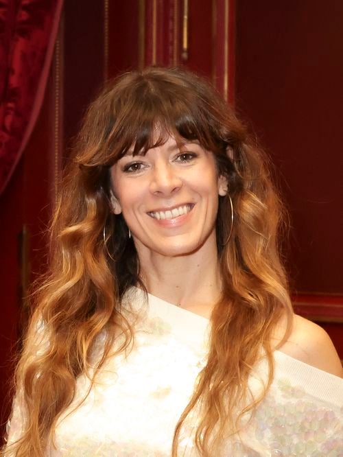 "Je gagnais dix fois plus d'argent que si j'avais fait du baby-sitting !" : Quel a été le premier job de Magali Ripoll (N'oubliez pas les paroles) ?