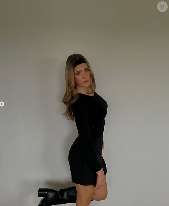 Agée de 18 ans, et du haut de son 1m71, la jeune femme s'est déjà démarquée notamment grâce à ses différents engagements.

Ninon Crolas, Miss Bretagne 2025