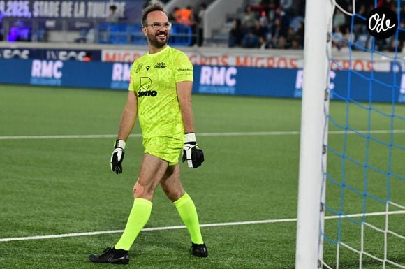 Jarry - Célébrités lors du match de gala caritatif entre l’équipe de Nico Capone et celle de Redouane Bougheraba au profit des fondations Théodora et Terres d’espoir en faveur des enfants hospitalisés et des personnes en difficulté au stade de la Tuiliere  à Lausanne en Suisse le 6 Septembre 2025. © Romain Doucelin/Bestimage