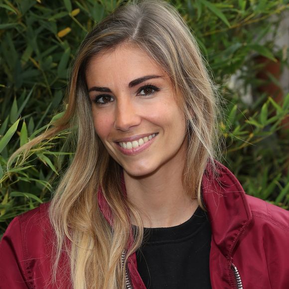 Après plusieurs jours de calvaire, l'ancienne Miss France a fini par révéler à ses abonnés qu'on lui avait diagnostiqué une "thrombose veineuse profonde de la veine iliaque et fémorale avec le syndrome de Cockett".

Exclusif - Alexandra Rosenfeld - J.M Weston organise un vide grenier caritatif au profit de l'association "CéKeDuBonheur", association présidée par Hélène Sy et qui déploie toute son énergie afin d'améliorer la qualité de vie des enfants et adolescents hospitalisés © Cyril Moreau/Bestimage