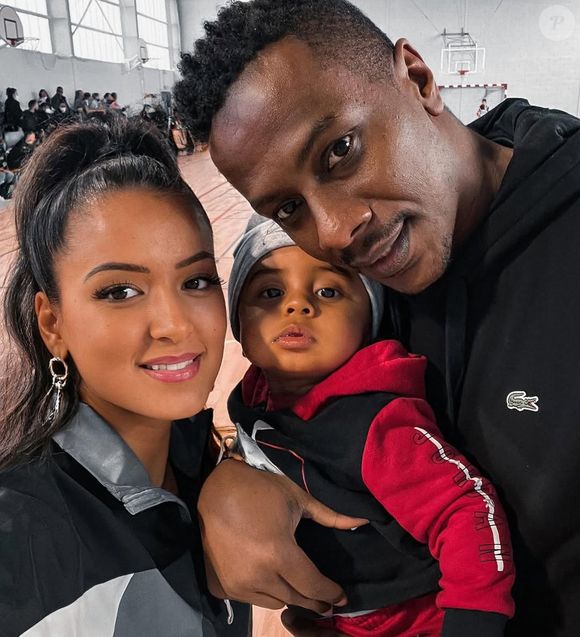 Une famille qui sera dorénavant composée de quatre membres.

Olivia Gayat, son époux Sorachadi et leur fils Kayden

Publication Instagram du 30 janvier 2025

Crédit : compte Instagram d'Olivia Gayat