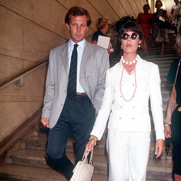 Naviguer est une passion qu'il a comme son père, le regretté Stefano Casiraghi

Stefano Casiraghi et Caroline de Monaco à Paris en 1988
©BERTRAND RINDOFF PETROFF / BESTIMAGE