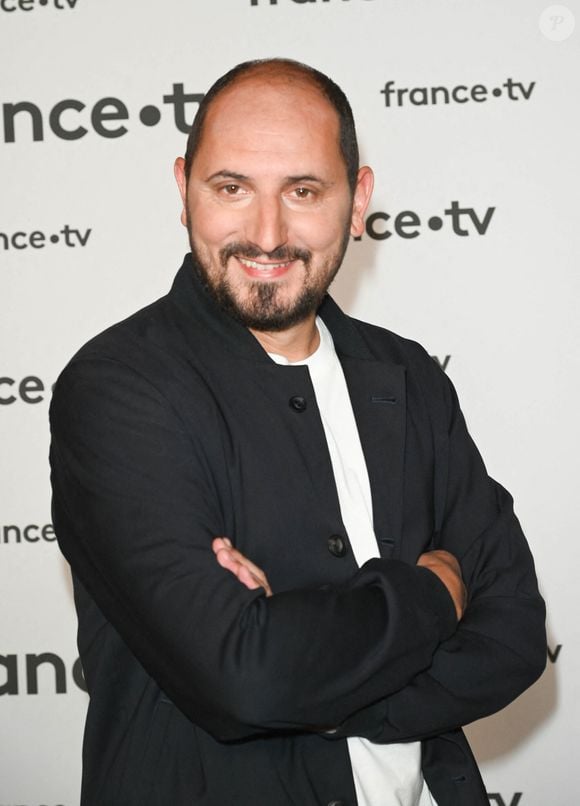 Karim Rissouli au photocall pour la conférence de presse de rentrée de France TV à la Grande Halle de la Villette à Paris, France, le 6 juillet 2022. © Coadic Guirec/Bestimage