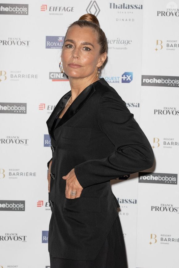 Sophie Duez au photocall pour la cérémonie de clôture du 32ème festival du film britannique de Dinard, France, le 2 octobre 2021. © Jeremy Melloul/Bestimage