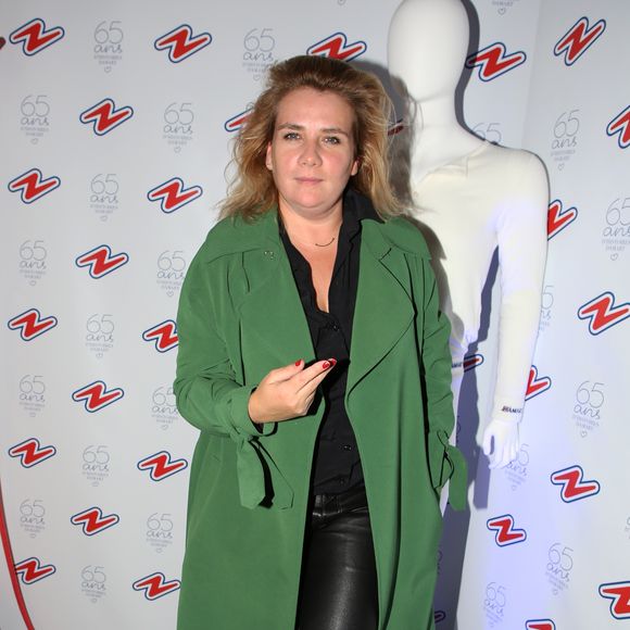 La sœur de l'actrice a réagi en l'accusant de violences physiques et psychologique dans un message posté sur les réseaux sociaux

Marie-Amélie Seigner - Soirée "Tricolore Party" pour célébrer le 65ème anniversaire du Thermolactyl de Damart à la Maison Molière à Paris le 13 septembre 2018. © Denis Guignebourg/Bestimage