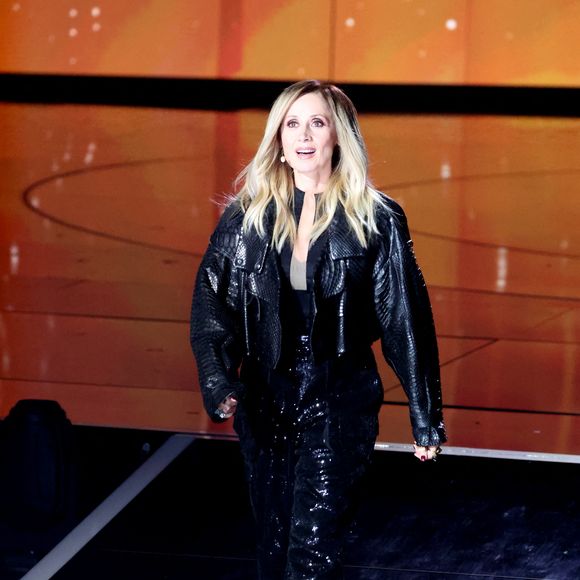 Exclusif -Lara Fabian lors de l'enregistrement de l'émission "La chanson secrète N°14", présentée par N.Aliagas et diffusée le 26 décembre sur TF1, consacrée à Lara Fabian à Paris le 10 décembre 2025. © Jacovides-Moreau/Bestimage