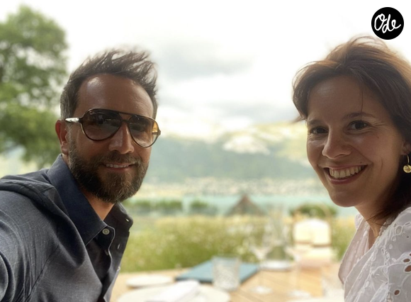 Dans sa vie privée, il partage son quotidien avec Alice Gastine, avec qui il a eu trois enfants.

Ismaël Khelifa ("Échappées belles") avec sa femme Alice sur Instagram.