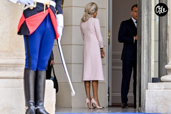 Le président français Emmanuel Macron et sa femme, la Première dame Brigitte Macron, reçoivent le roi et la reine de Jordanie au palais présidentiel de l'Élysée à Paris, France, le 17 septembre 2026. © Christian Liewig/Bestimage