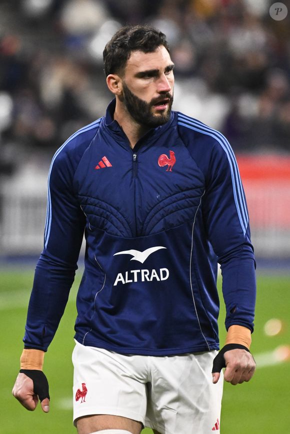 Charles Ollivon ( 8 - France ) s'échauffe avant le match test international de la série des Nations d'automne entre la France et l'Argentine au Stade de France le 22 novembre 2024 à Saint Denis, France. ( Photo Bestimage ) -