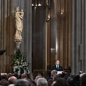 Emmanuel Macron, président de la République Française lors de la cérémonie de réouverture de la cathédrale Notre-Dame de Paris, le 7 décembre 2024. Joyau de l’art gothique, lieu de culte et de culture, symbole universel de la France et de son histoire, la cathédrale de Notre-Dame de Paris rouvre ses portes les 7 et 8 décembre, cinq ans après le terrible incendie qui l’avait ravagée le 15 avril 2019. © Eric Tschaen/Pool/Bestimage