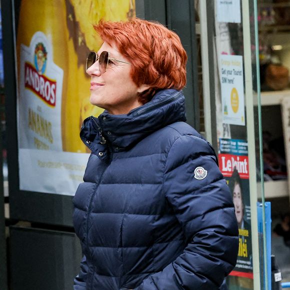 Véronique Genest et son mari Meyer Bokobza - Arrivées aux obsèques de C.Laborde en l’église Saint-Roch à Paris, le 6 février 2025. 
© Jacovides - Moreau / Bestimage