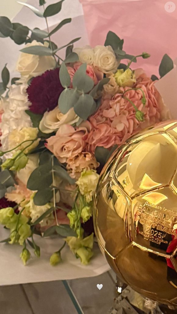Rima Edbouche, la femme d'Ousmane Dembélé, a publié des stories sur Instagram après le sacre de son mari au Ballon d'or 2025 le 22 septembre 2025.