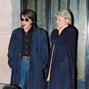 Françoise Hardy malmenée par Jacques Dutronc

Jacques Dutronc et Françoise Hardy lors du mariage de Michel Sardou avec Anne-Marie Périer
AGENCE / BESTIMAGE