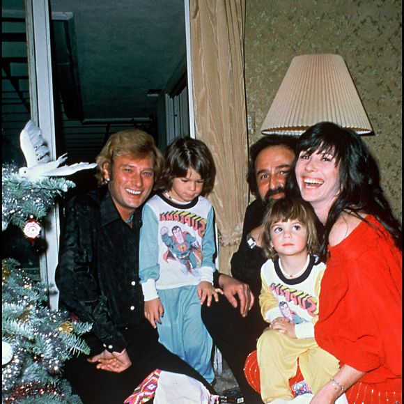 Johnny Hallyday fête noël chez Richard Anthony 1980 - © agence Bestimage