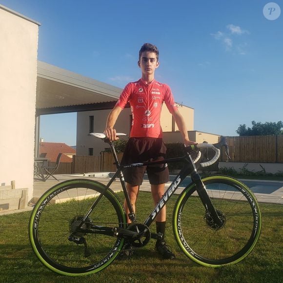 Paul Seixas, le nouvel espoir du cyclisme français dans ses jeunes années.