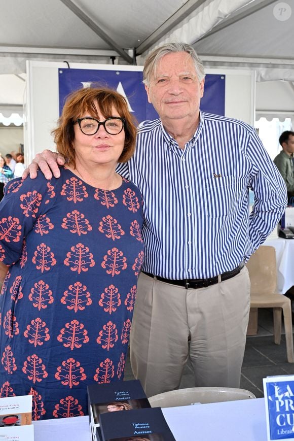 Patrice Duhamel et sa femme Nathalie Saint-Cricq durant la 28ème édition du Festival du Livre de Nice au Jardin Albert 1er.
Cette année, le président d'honneur est l'auteur algérien d'expression française, principalement romancier mais aussi essayiste, Boualem Sansal. Plus de 200 auteurs sont présents pour ce rendez-vous européen et méditerranéen du livre. Le thème de cette édition est le Courage. © Bruno Bebert / Bestimage
