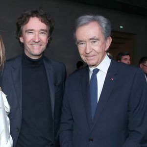 Deux de ses enfants sont diplômés de l’X et un troisième y a suivi un master.

Antoine Arnault et Bernard Arnault au Front Row du défilé Christian Dior Collection Femme Prêt-à-Porter Printemps/Eté 2026 lors de la Fashion Week de Paris (PFW), dans le Jardin des Tuileries, à Paris, France, le 1er octobre 2025. © Bertrand Rindoff/Bestimage