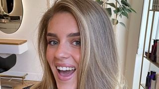 PORTRAIT Miss France 2026 : Qui est Léa Chabrel, la jeune femme à la chevelure de rêve et championne de France, élue Miss Midi-Pyrénées ?