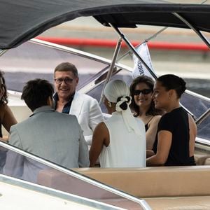 François Civil, Tina Kunakey, Adèle Exarchopoulos et Laetitia Casta arrivent au défilé de mode Jacquemus Cruise "La Casa" à la Casa Malaparte à Capri, Italie, le 10 juin 2024.

© Borde-Da Silva/Bestimage