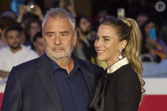 Luc Besson, Sarah Saldmann à la première du film "Dracula" de L.Besson lors de la 20ème édition du festival du film de Rome le 24 octobre 2025. Backgrid UK/ Bestimage