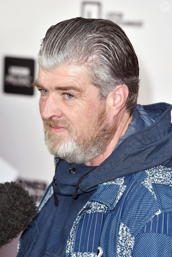 En effet, Paul Gallagher est notamment accusé “de viol, de trois chefs d’agression sexuelle, de trois chefs d’étranglement intentionnel, de deux chefs de menace de mort".

Paul Gallagher.
©Backgrid UK/ Bestimage