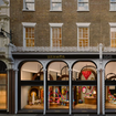 2000m², 55 pièces et des jardins : après 20 ans d'attente, Hermès ouvre une gigantesque maison en plein Londres