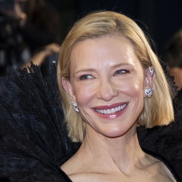 Cate Blanchett - Montée des marches du film « Paper Tiger » lors du 79ème Festival International du Film de Cannes, le 16 mai 2026. © Camilla Canalini / Bestimage