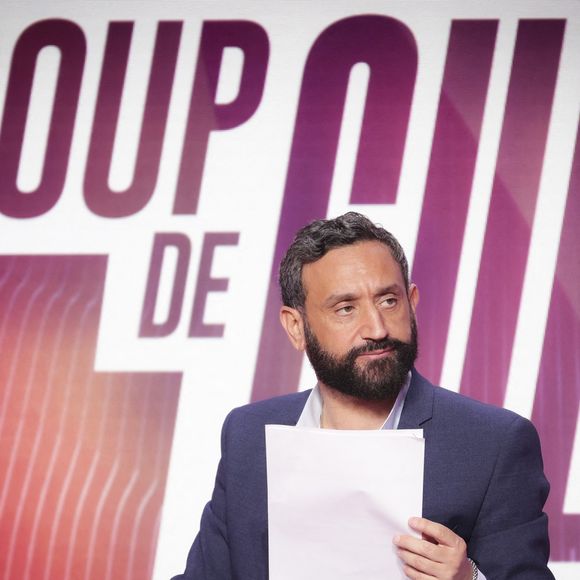 Exclusif - Cyril Hanouna, sur le plateau de l’émission « TPMP » (Touche pas à mon poste) présentée par C.Hanouna et diffusée en direct sur C8, Paris, France, le 13 février 2025. © Jack Tribeca / Bestimage