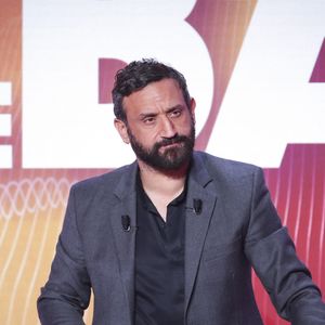 Exclusif - Cyril Hanouna, sur le plateau de l’émission « TPMP » présentée par C.Hanouna et diffusée en direct sur C8, Paris, France, le 08 janvier 2025. © Jack Tribeca / Bestimage