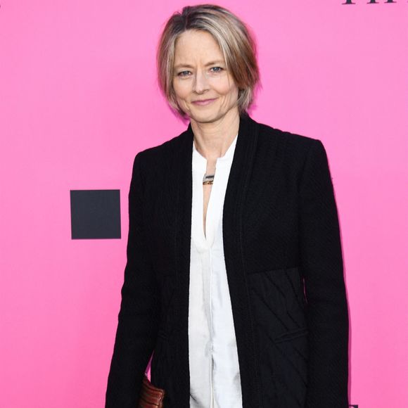Jodie Foster - Arrivées au photocall de la soirée "The Geffen Contemporary" au musée d'Art contemporain (MOCA) de Los Angeles, Californie, Etats-Unis, le 15 avril 2023. Photo par Backgrid USA / Bestimage