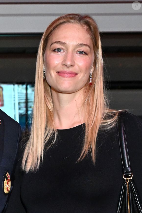 Béatrice Borroméo Casiraghi durant la cérémonie d'intronisation des nouveaux membres du Yacht Club de Monaco ainsi que la remise des YCM Awards-Trophée Credit Suisse 2025, présidé par le prince Albert II de Monaco, le 16 décembre 2025, au Yacht Club de Monaco. Le titre de "régatier du Y.C.M. de l'année 2025" a été remporté par Pierre Casiraghi. Ce sont les membres du Club qui ont voté et choisi entre plusieurs régatiers. © Bruno Bebert / Bestimage