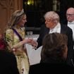 Kate Middleton, en robe longue brodée en dentelle de Chantilly,  a sorti son accessoire favori pour le banquet avec le président américain