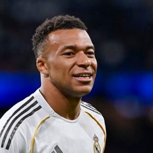 Ce dispositif propose des formations, des certifications et des stages en hôtel.

Kylian Mbappé du Real Madrid CF, lors du match comptant pour la trente-sixième journée du championnat national de première division 2025/26, opposant le REAL MADRID C.F. et le REAL OVIEDO, disputé au stade Bernabéu le 14 mai 2026, à Madrid, en Espagne. (Crédit photo : © Oscar Manuel Sanchez/ZUMA Press Wire / Bestimage)