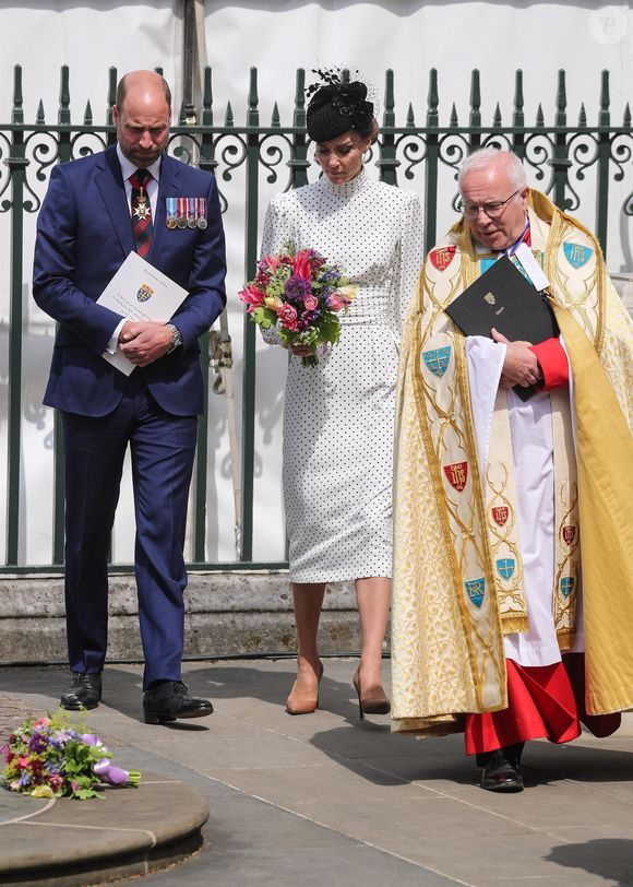 Deux semaines auparavant, c’était le prince William qui s’était rendu à Rome pour les funérailles du pape François. 

Londres, ROYAUME-UNI -  80e anniversaire du jour de la Victoire en Europe à l'abbaye de Westminster. Sur la photo : Le prince William, prince de Galles, Catherine (Kate) Middleton, princesse de Galles Photographe : Backgrid UK/ Bestimage