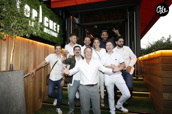 Exclusif - Stéphane Rotenberg et ses chefs Victor Mercier, Coline Faulquier, Camille Delcroix, Arnaud Delvenne, Mohamed Cheikh, Pascal Barandoni, Merouan Bounekraf, Baptiste Renouard - Ouverture du premier restaurant "Top Chef" Le Bistrot à Suresnes le 7 juillet 2022. © Marc Ausset-Lacroix/Bestimage