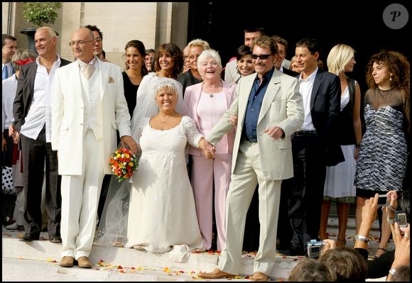 Archive - Mariage de Mimie Mathy et Benoist Gérard à la mairie de Neuilly Sur Seine le 27 août 2005. © Guillaume Gaffiot / Bestimage