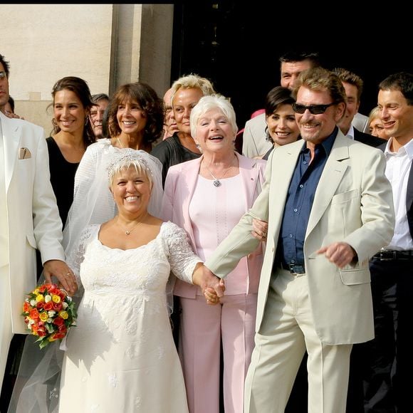 Archive - Mariage de Mimie Mathy et Benoist Gérard à la mairie de Neuilly Sur Seine le 27 août 2005. © Guillaume Gaffiot / Bestimage
