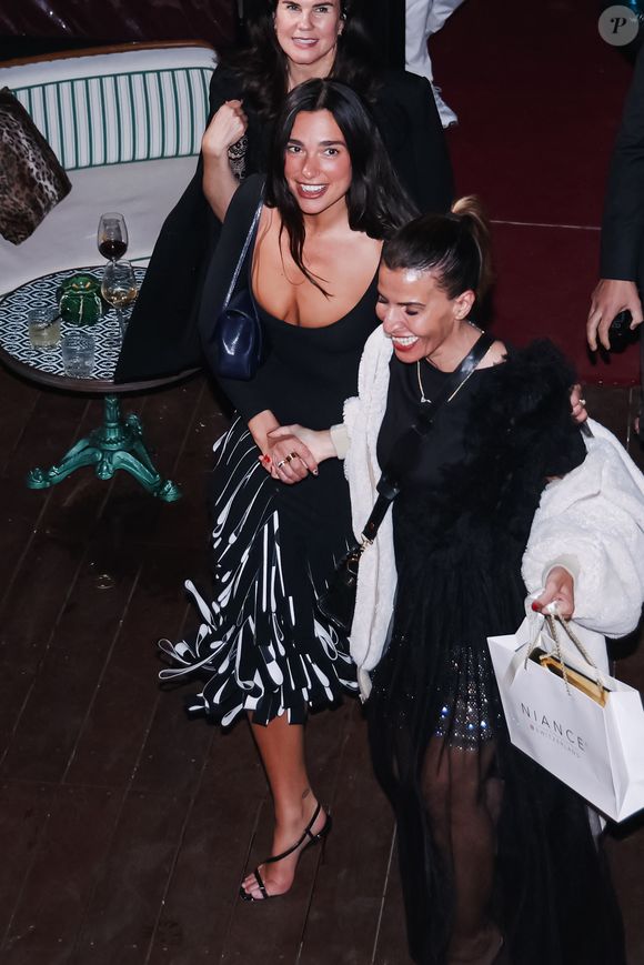 Dua Lipa assiste à l'after-party du film "Paper Tiger" présentée par Patron lors du 79ème Festival International du Film de Cannes, France, le 16 mai 2026. 

© Alessandro Bremec/IPA via ZUMA Press/Bestimage