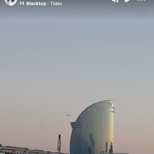 La Belge est partie à Barcelone pour le week-end de Pâques