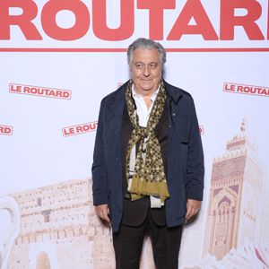 Après un séjour à Londres, c'est désormais en Belgique, dans la banlieue de Bruxelles, que la star des "Visiteurs" a posé ses valises

Christian Clavier à l'avant-première du film "Le Routard" au cinéma Max Linder à Paris le 24 mars 2025. © Denis Guignebourg/Bestimage