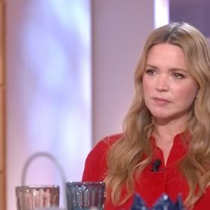 Virginie Efira sur le plateau de C à vous ce mercredi 29 octobre 2025. (Capture d'écran)